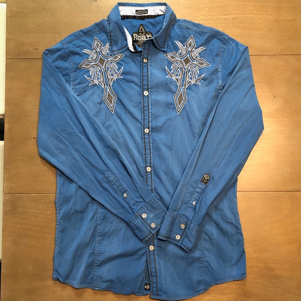 ROAR Button down shirt